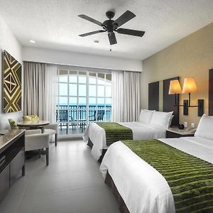 Luxury Suite